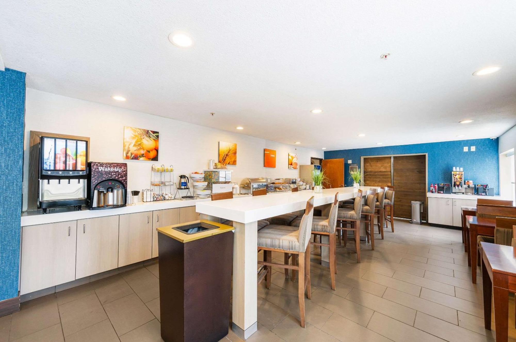 Comfort Inn Mayfield Heights Cleveland East Экстерьер фото