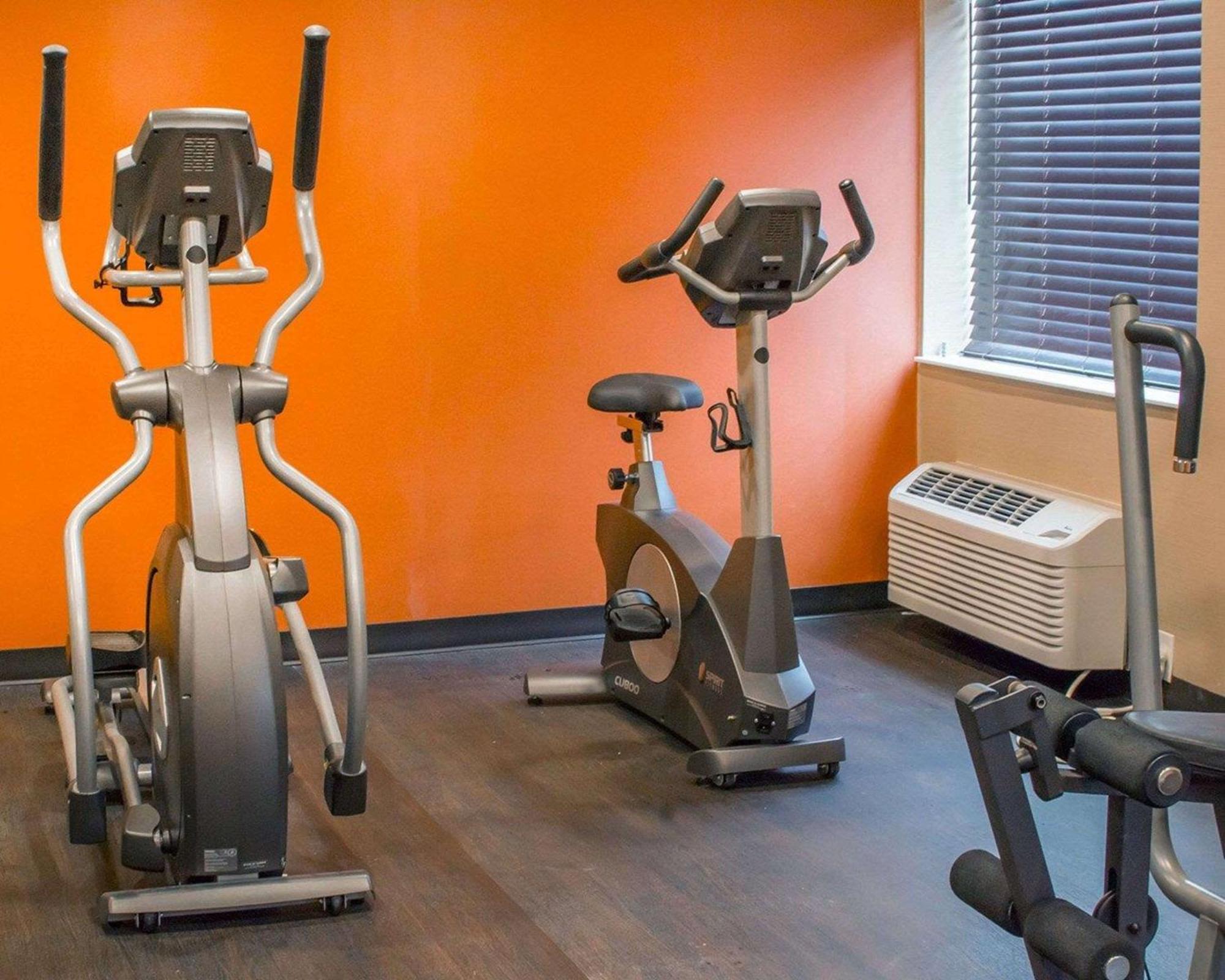 Comfort Inn Mayfield Heights Cleveland East Экстерьер фото